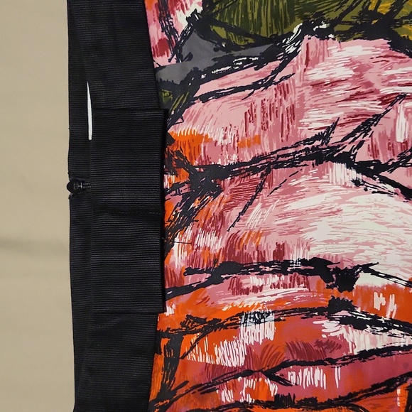 Trina Turk Pencil Skirt - Picture 2 of 7